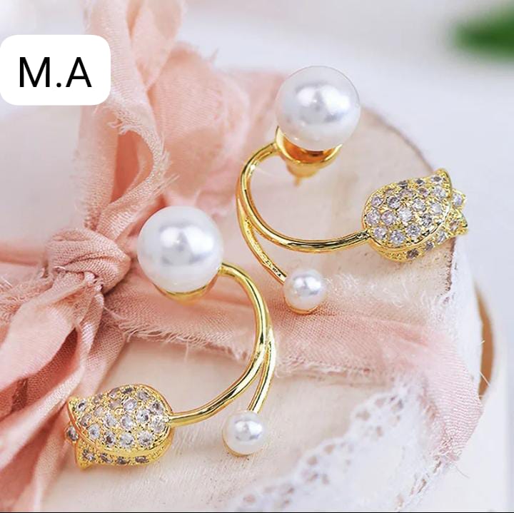 Tulip Ear Cuff